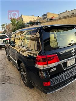 تويوتا لاندكروزر